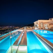 Luxury Villa for sale in Chania